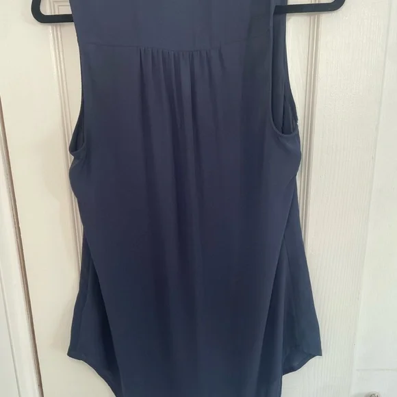 Anthropologie Meadow Rue sleeveless blouse - Picture 3 of 3